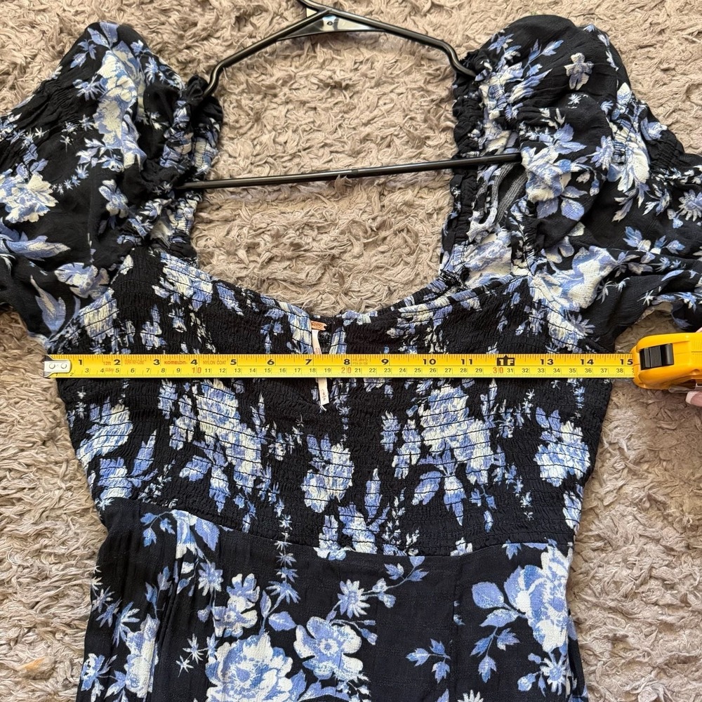 Free People Black Blue Floral Smocked Midi Dress Square Neck Side Slit Small - Picture 6 of 11